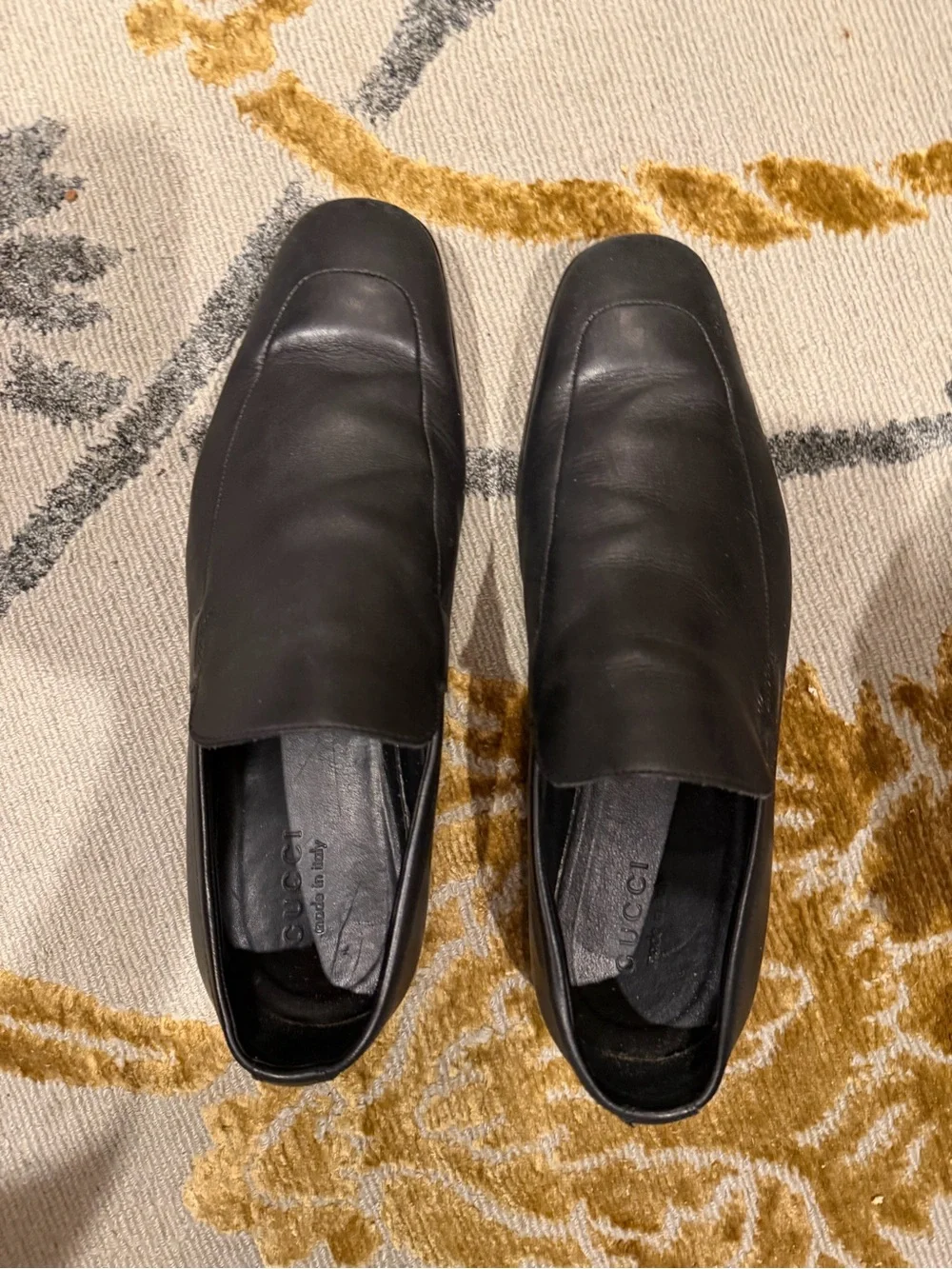 Men's Gucci Black Leather Slip-On Dress Loafers size 8.5 runs very big